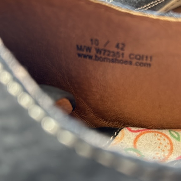 Born size 10/42 excellent condition casual shoe - Picture 2 of 8